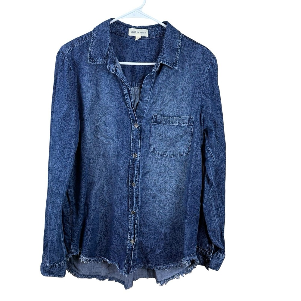 Cloth & Stone Anthropologie Womens M Tencel Denim Button Down Shirt Abstract